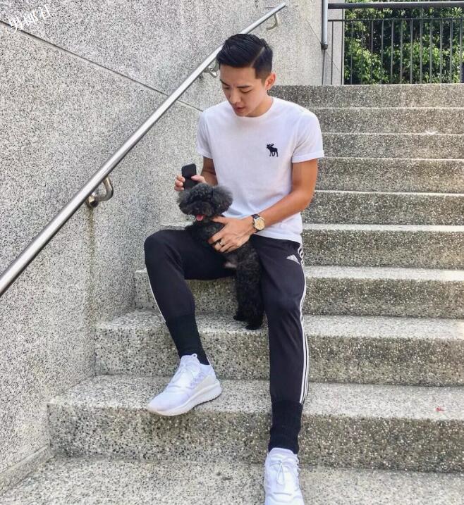 台大体育生小狼狗竟被脱了拍写真,大鼻子大长腿,这公狗腰太Sexy了! - 51虹马 台大体育生小狼狗竟被脱了拍写真,大鼻子大长腿,这公狗腰太Sexy了! - 51虹马