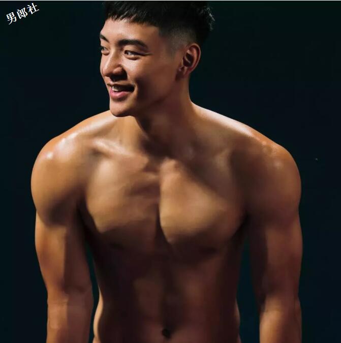 台大体育生小狼狗竟被脱了拍写真,大鼻子大长腿,这公狗腰太Sexy了! - 51虹马 台大体育生小狼狗竟被脱了拍写真,大鼻子大长腿,这公狗腰太Sexy了! - 51虹马