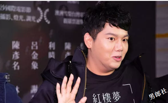 同志电影演员看对眼，真枪实弹被导演撞见 - 51虹马