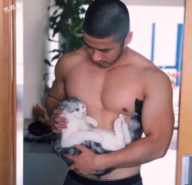 腹毛旺盛Man到爆？他是新晋名媛TOP1？ - 51虹马