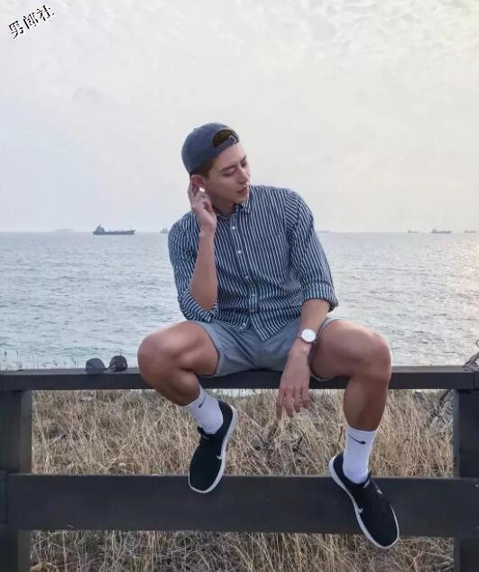 天菜男模浴照勾人，被摄影师疯狂邀约 - 51虹马