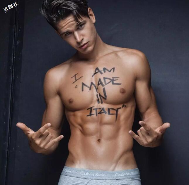 天菜医生自爆与双胞胎同行，让兄弟二人痛成尖叫鸡？ - 51虹马