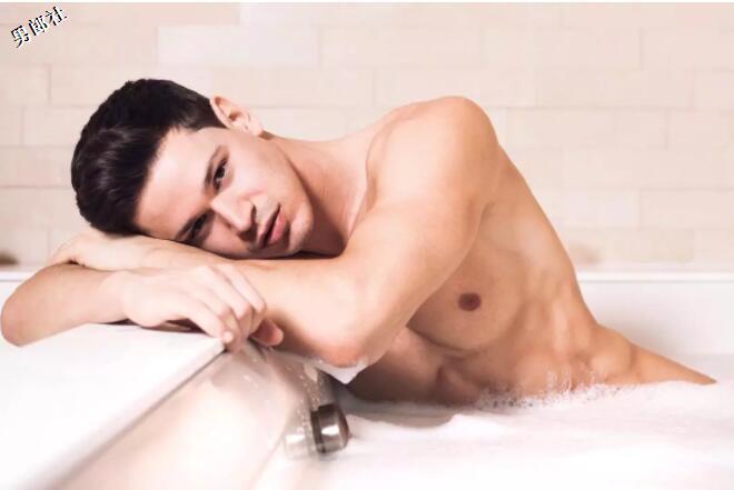 天菜医生自爆与双胞胎同行，让兄弟二人痛成尖叫鸡？ - 51虹马