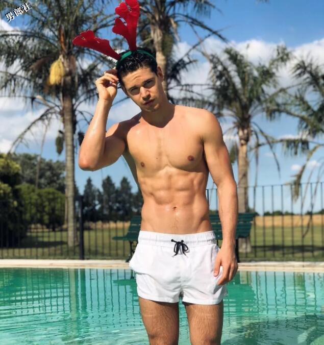 天菜医生自爆与双胞胎同行,让兄弟二人痛成尖叫鸡? - 51虹马 天菜医生自爆与双胞胎同行,让兄弟二人痛成尖叫鸡? - 51虹马