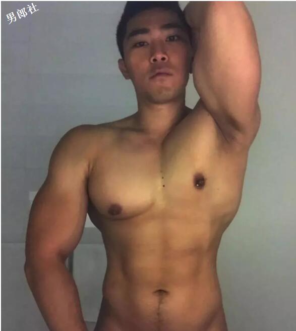 他的乳钉真的太Sexy！ - 51虹马