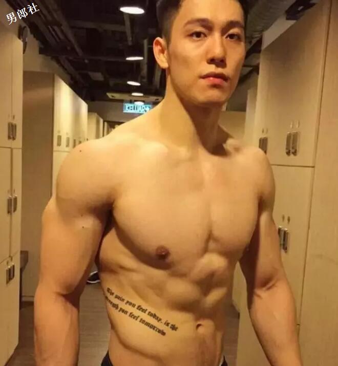 二十三岁金刚猛男却长了一张奶狗脸 - 51虹马