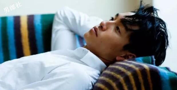 帅气岛国天菜被解约 只因下海视频太诱人 - 51虹马