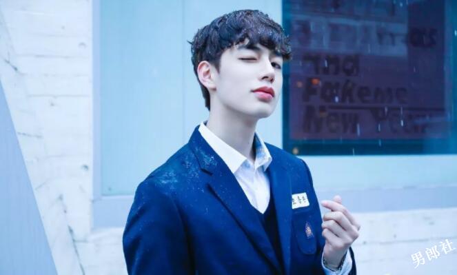 帅哥∣帅气有腹肌的篮球队长,果冻唇篮球小哥哥让你无法入睡!--吴承焕 - 51虹马 帅哥∣帅气有腹肌的篮球队长,果冻唇篮球小哥哥让你无法入睡!--吴承焕 - 51虹马