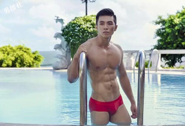 帅哥模特泳池写真集 - 51虹马