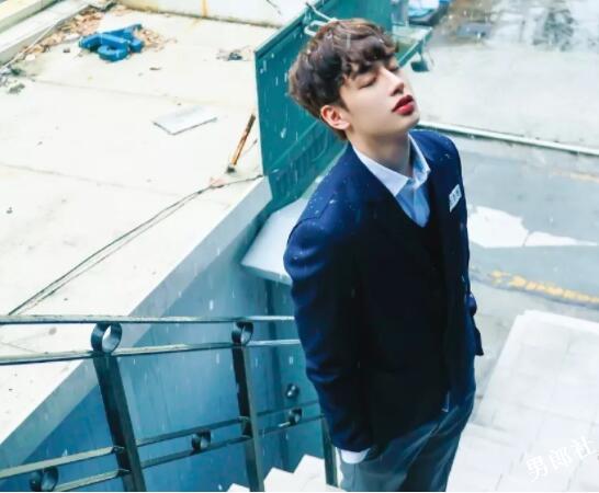 帅哥∣帅气有腹肌的篮球队长,果冻唇篮球小哥哥让你无法入睡!--吴承焕 - 51虹马 帅哥∣帅气有腹肌的篮球队长,果冻唇篮球小哥哥让你无法入睡!--吴承焕 - 51虹马