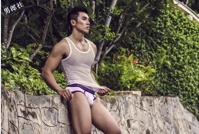 帅哥模特泳池写真集 - 51虹马