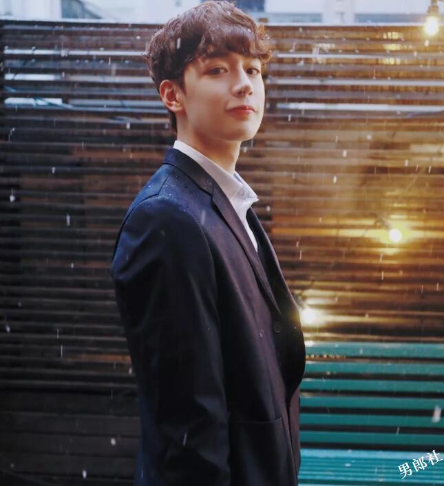 帅哥∣帅气有腹肌的篮球队长,果冻唇篮球小哥哥让你无法入睡!--吴承焕 - 51虹马 帅哥∣帅气有腹肌的篮球队长,果冻唇篮球小哥哥让你无法入睡!--吴承焕 - 51虹马