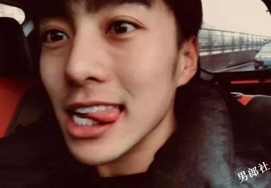 帅哥∣浓眉大眼帅气十足的小奶狗，又可爱又暖又皮的小哥哥！－－朱超艺 - 51虹马