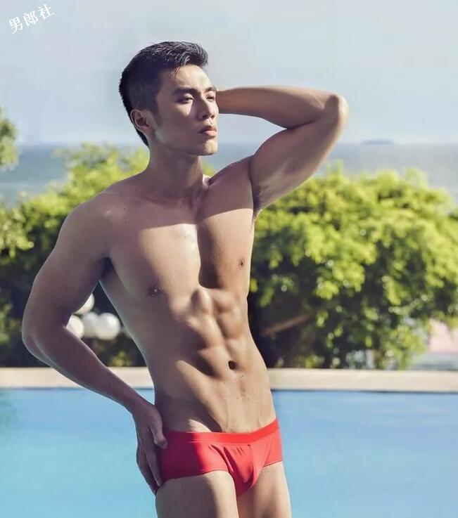 帅哥模特泳池写真集 - 51虹马