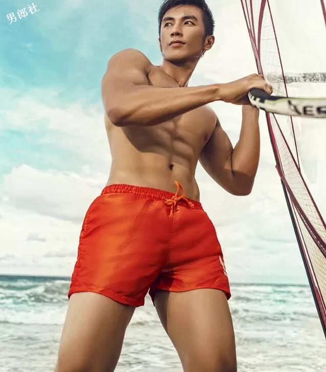 帅哥模特泳池写真集 - 51虹马