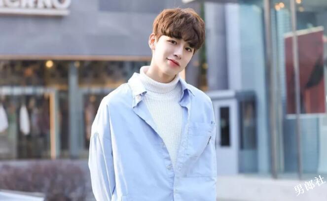 帅哥∣帅气有腹肌的篮球队长，果冻唇篮球小哥哥让你无法入睡！－－吴承焕 - 51虹马