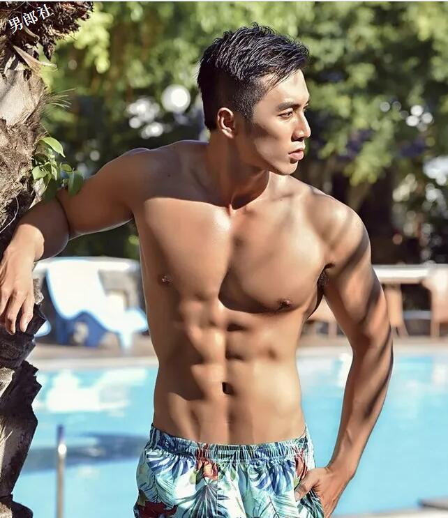 帅哥模特泳池写真集 - 51虹马