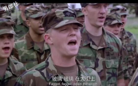 帅气美国大兵VS美艳变性人VS深柜恐同者的悲剧爱情 - 51虹马