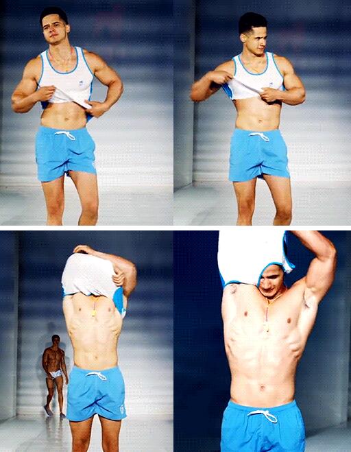 男版维密现场公狗腰男模脱裤，心机上位？-51虹马