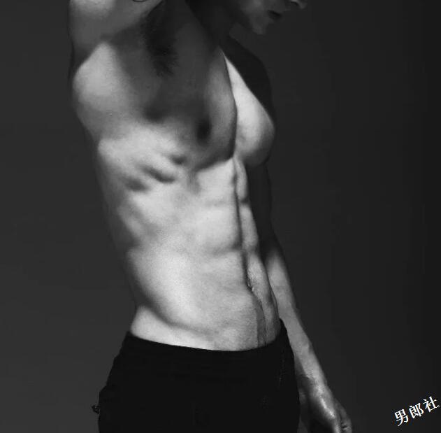 看点∣被按住堵嘴又掀衣!健身筋肉小狼狗,颜值能打身材扛造! - 51虹马 看点∣被按住堵嘴又掀衣!健身筋肉小狼狗,颜值能打身材扛造! - 51虹马