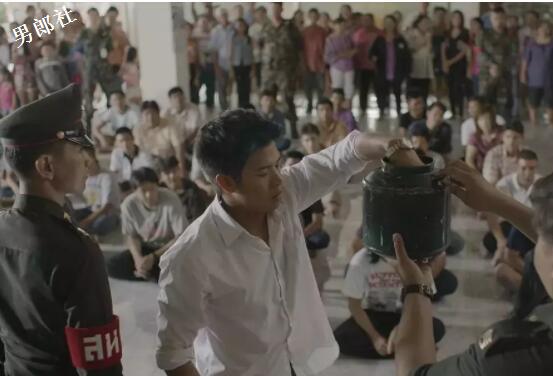 虽然哥哥是个gay,但这部片子最打动人的是兄弟情！ - 51虹马