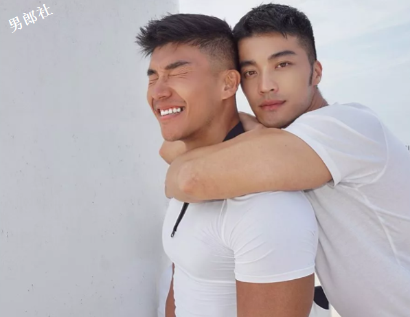 樊野换口味找了个肌肉忠犬男友？拍片全漏版！ - 51虹马