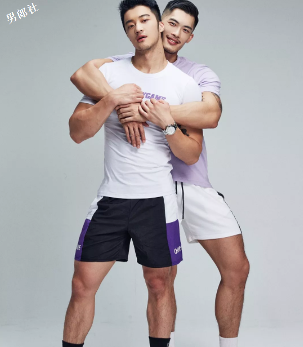 樊野换口味找了个肌肉忠犬男友？拍片全漏版！ - 51虹马