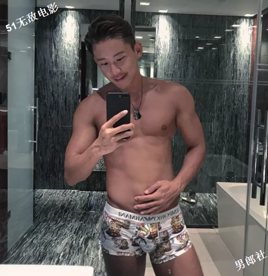 嗜泳裤如命的筋肉模特超性感！盯档猫网友都说他尺寸良心！ - 51虹马