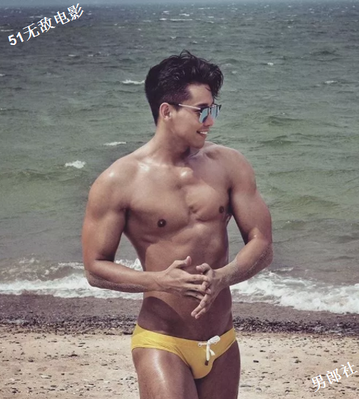 嗜泳裤如命的筋肉模特超性感！盯档猫网友都说他尺寸良心！ - 51虹马