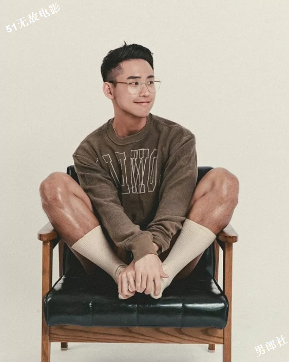 嗜泳裤如命的筋肉模特超性感！盯档猫网友都说他尺寸良心！ - 51虹马