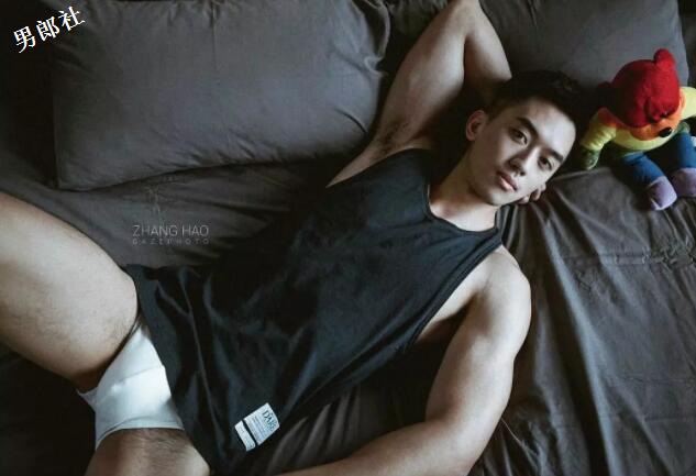 190筋肉狼狗被爆料：要够深才装得下他？ - 51虹马