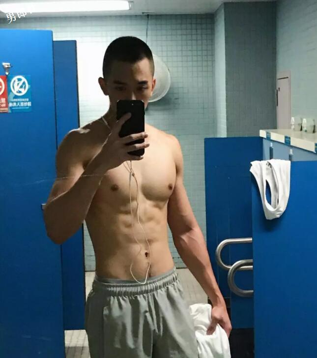 190筋肉狼狗被爆料:要够深才装得下他? - 51虹马 190筋肉狼狗被爆料:要够深才装得下他? - 51虹马