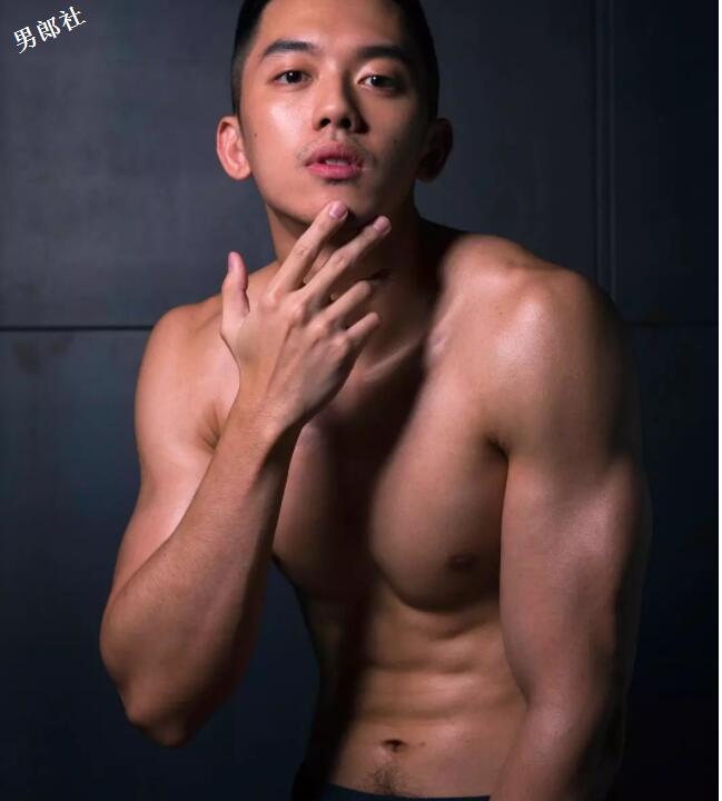 190筋肉狼狗被爆料：要够深才装得下他？ - 51虹马