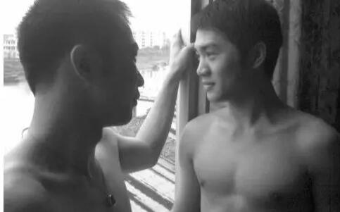 gay师执教，校园蜜爱之体验！ - 51虹马