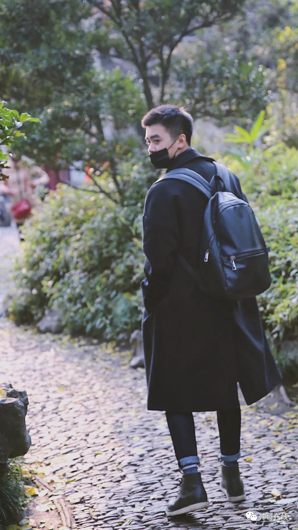 看点∣民航正装制服小奶狗鲜嫩萌帅，脫掉正装这么有料？ - 51虹马