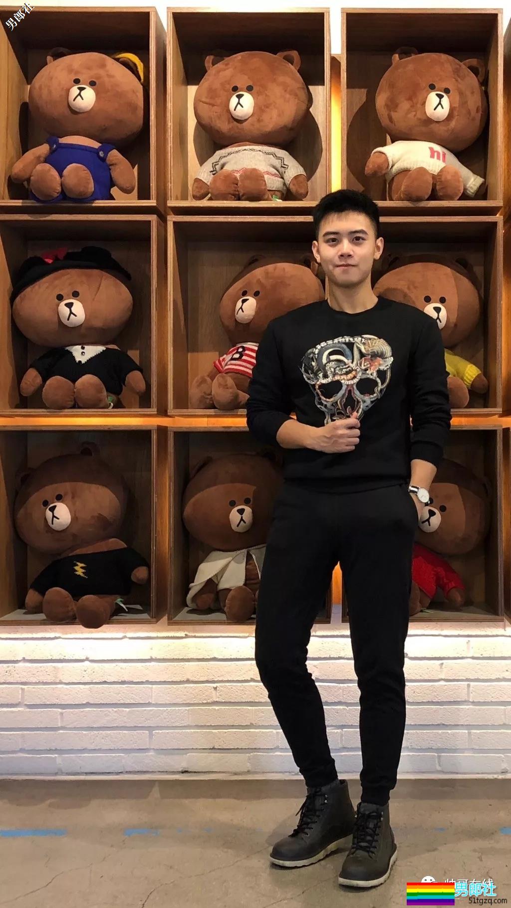 看点∣民航正装制服小奶狗鲜嫩萌帅,脫掉正装这么有料? - 51虹马 看点∣民航正装制服小奶狗鲜嫩萌帅,脫掉正装这么有料? - 51虹马