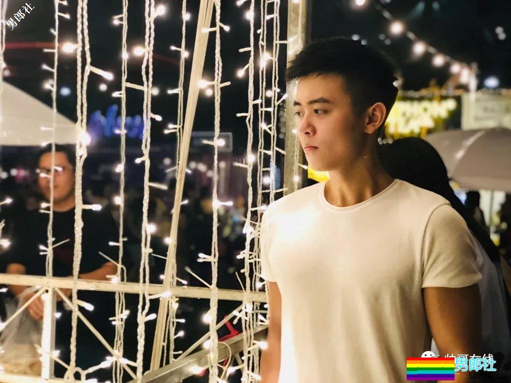 看点∣民航正装制服小奶狗鲜嫩萌帅,脫掉正装这么有料? - 51虹马 看点∣民航正装制服小奶狗鲜嫩萌帅,脫掉正装这么有料? - 51虹马