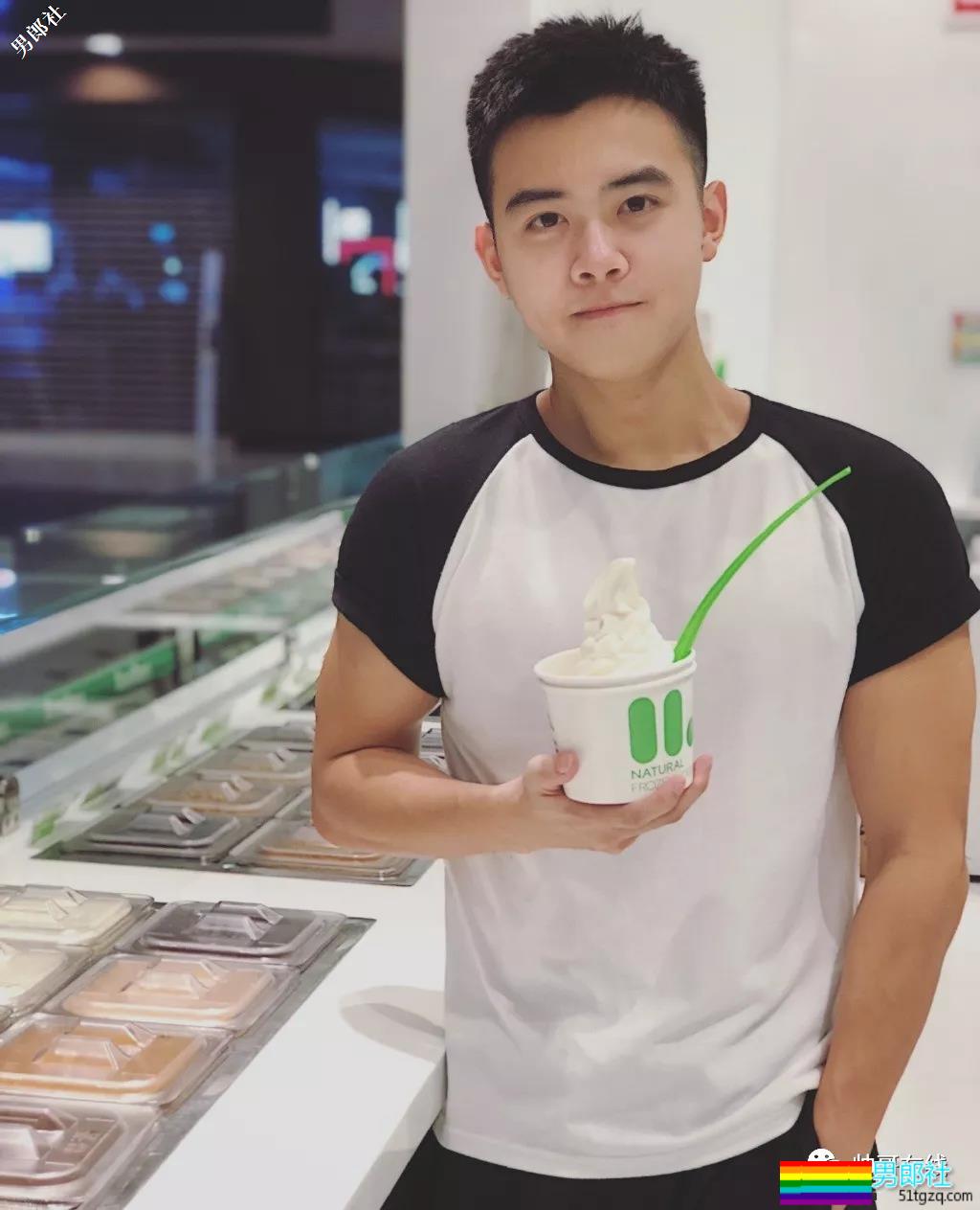 看点∣民航正装制服小奶狗鲜嫩萌帅,脫掉正装这么有料? - 51虹马 看点∣民航正装制服小奶狗鲜嫩萌帅,脫掉正装这么有料? - 51虹马