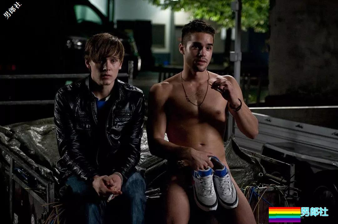 这是一个投错胎的男同性恋？ - 51虹马