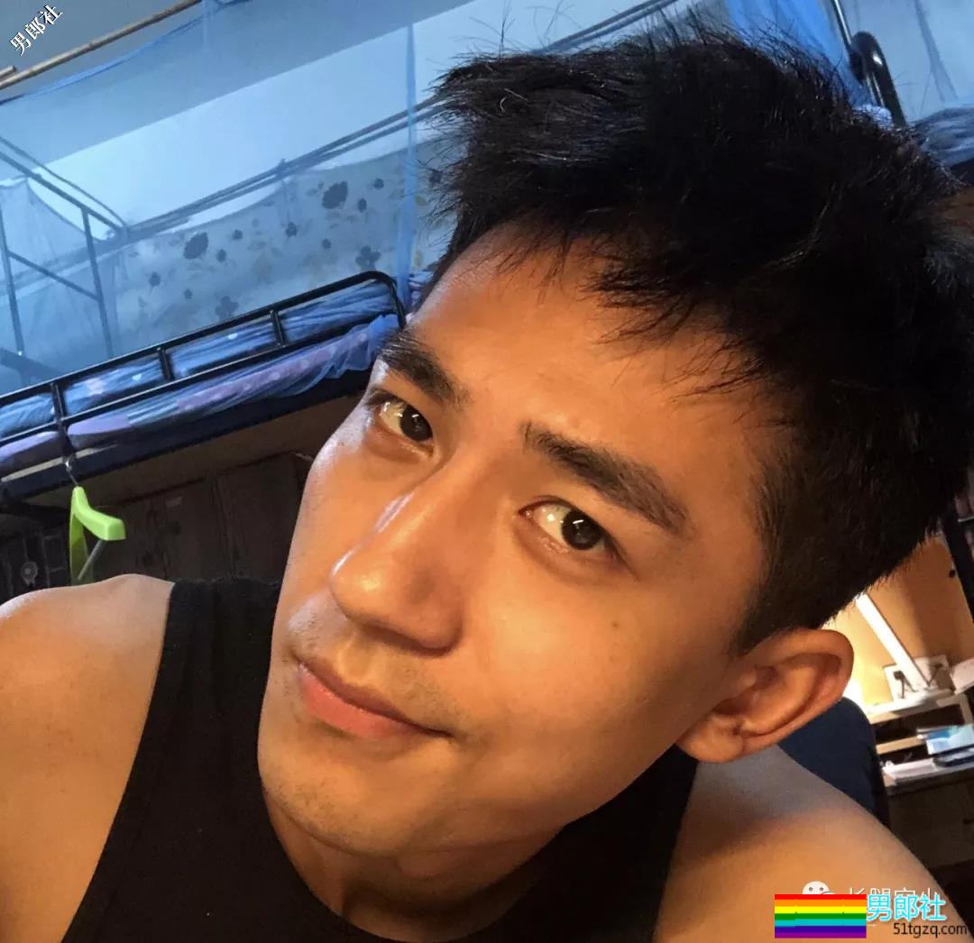 现在的直男太gay了！你怎么看？ - 51虹马