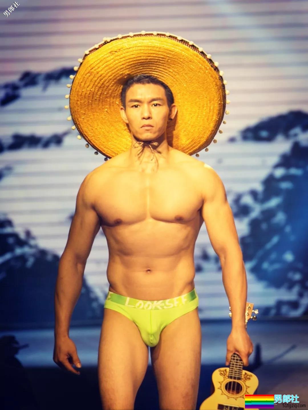 男色盛宴：2018中国男士内衣秀，鲜肉大叔肌肉丁字……（文末福利视频） - 51虹马