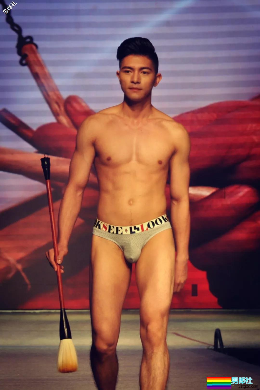 男色盛宴：2018中国男士内衣秀，鲜肉大叔肌肉丁字……（文末福利视频） - 51虹马