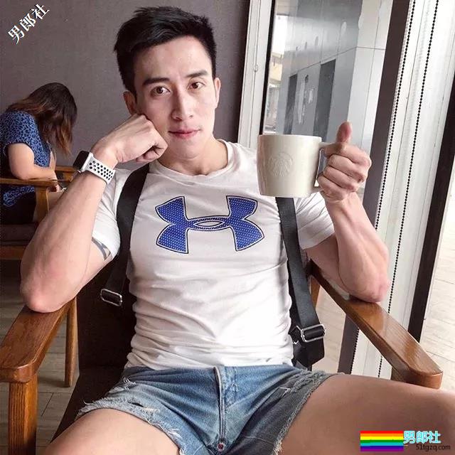 为了名牌包包下海拍片的小哥哥帅哥名媛 - 51虹马