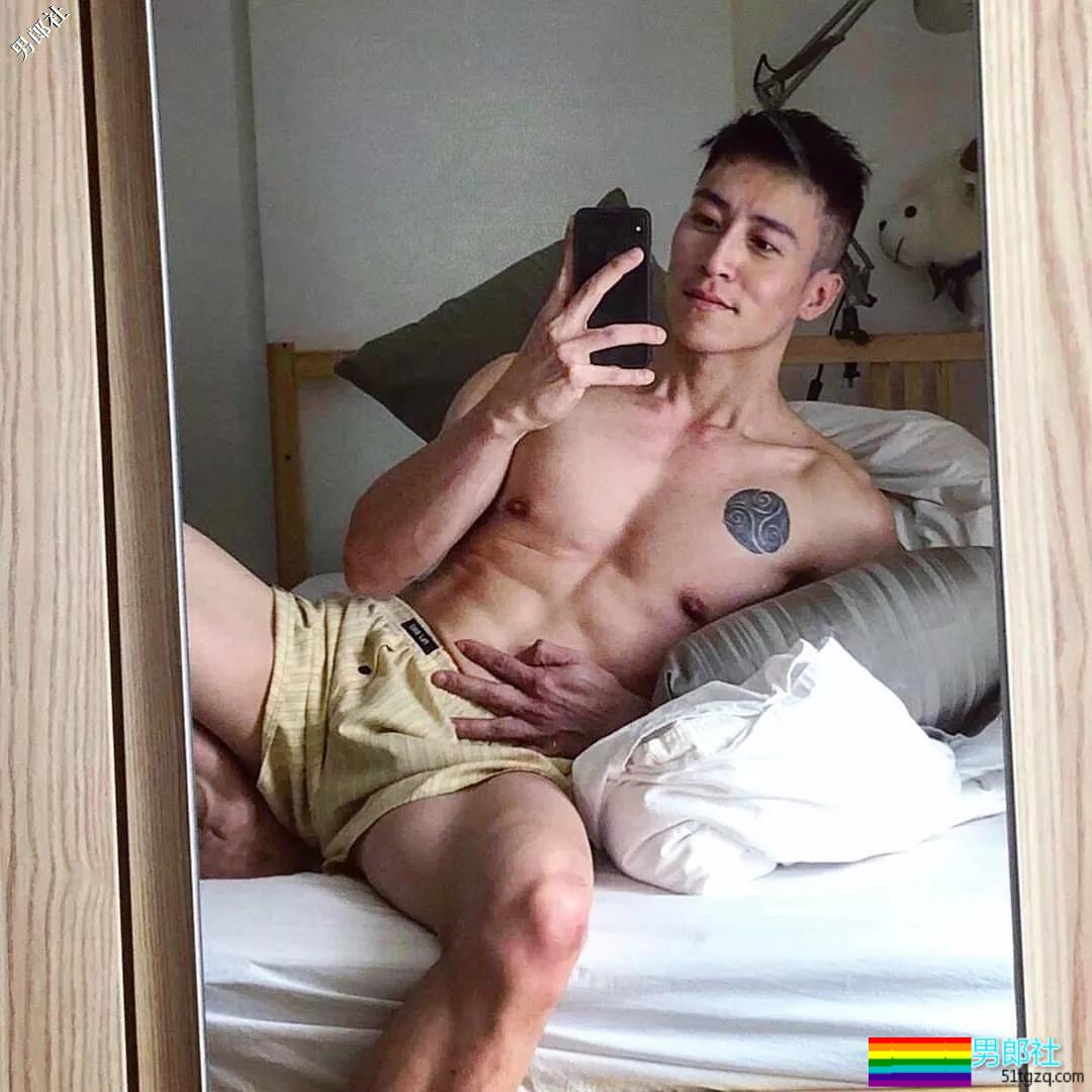 为了名牌包包下海拍片的小哥哥帅哥名媛 - 51虹马