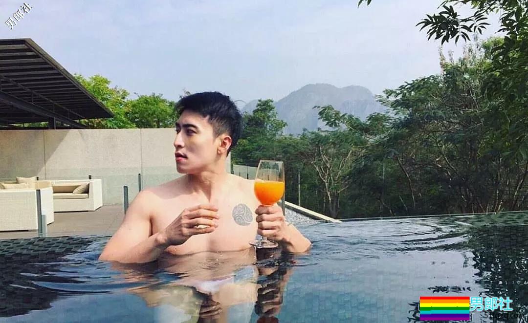 为了名牌包包下海拍片的小哥哥帅哥名媛 - 51虹马