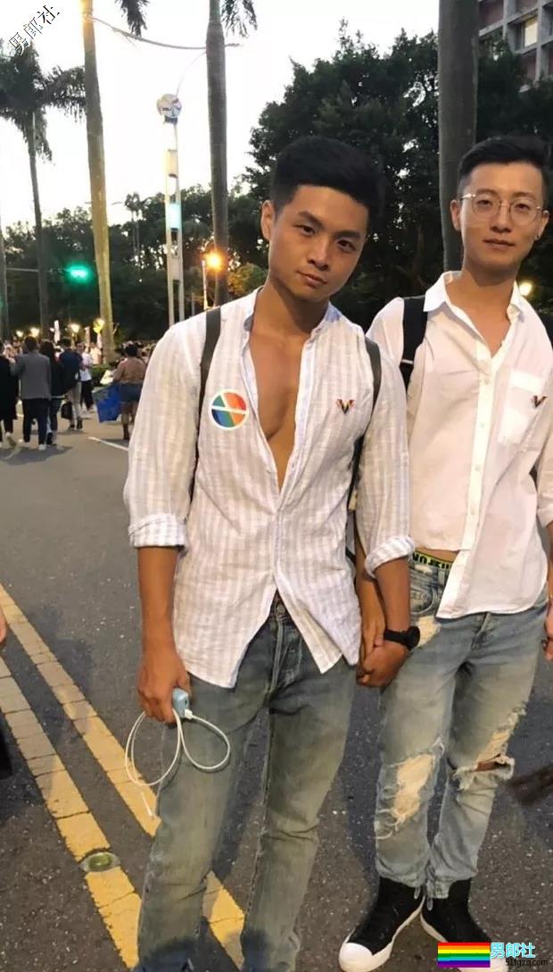 筋肉、赤身、台湾同志游行现场报道！ - 51虹马