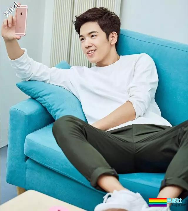 某蛋家唯一签约直男主播？穿樊野OMG健身吃圈饭骂圈粉？ - 51虹马