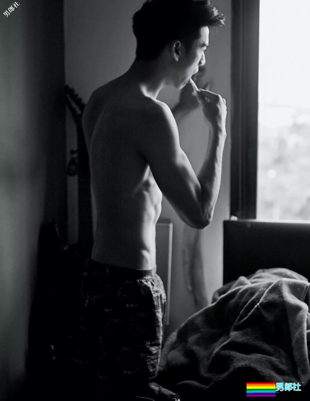 泰boy写真全集，混血精致公狗腰王子 ！ - 51虹马