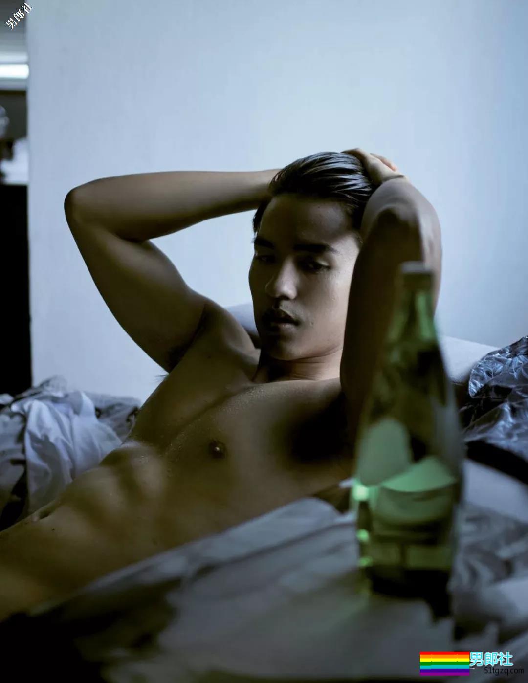 泰boy写真全集，混血精致公狗腰王子 ！ - 51虹马