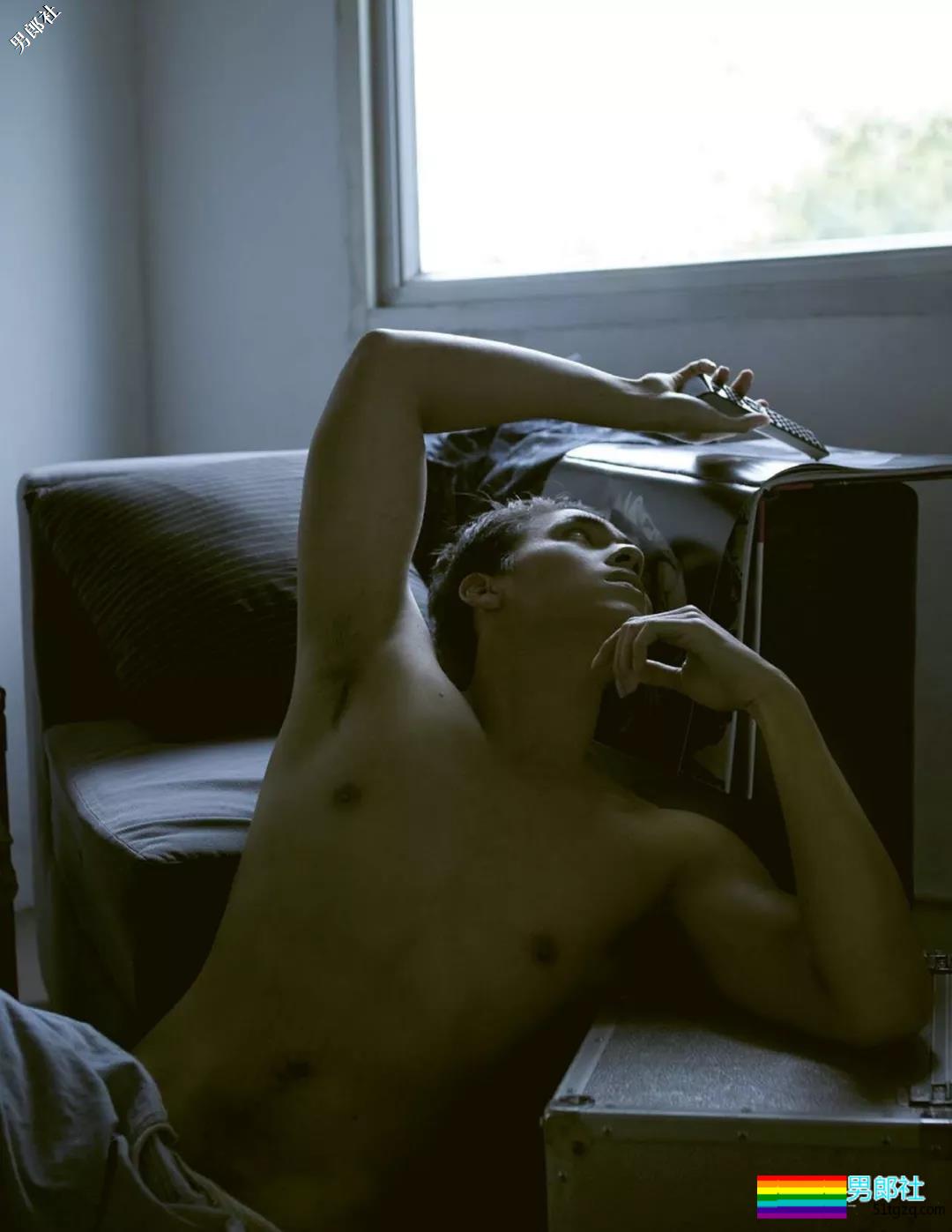 泰boy写真全集，混血精致公狗腰王子 ！ - 51虹马